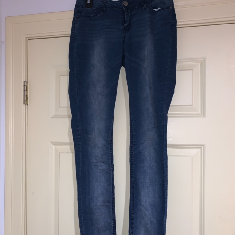 Dark jeans👖